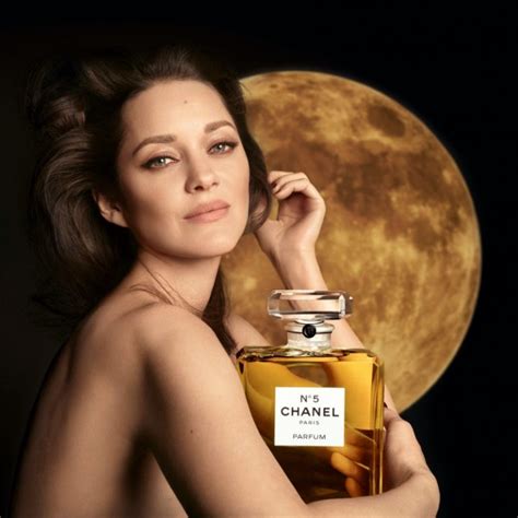 chanel number 5 new ad|Chanel no 5 advert song.